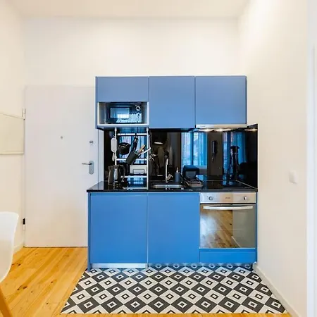 Balcony Views شقة