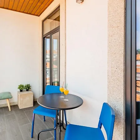 Balcony Views * Oporto